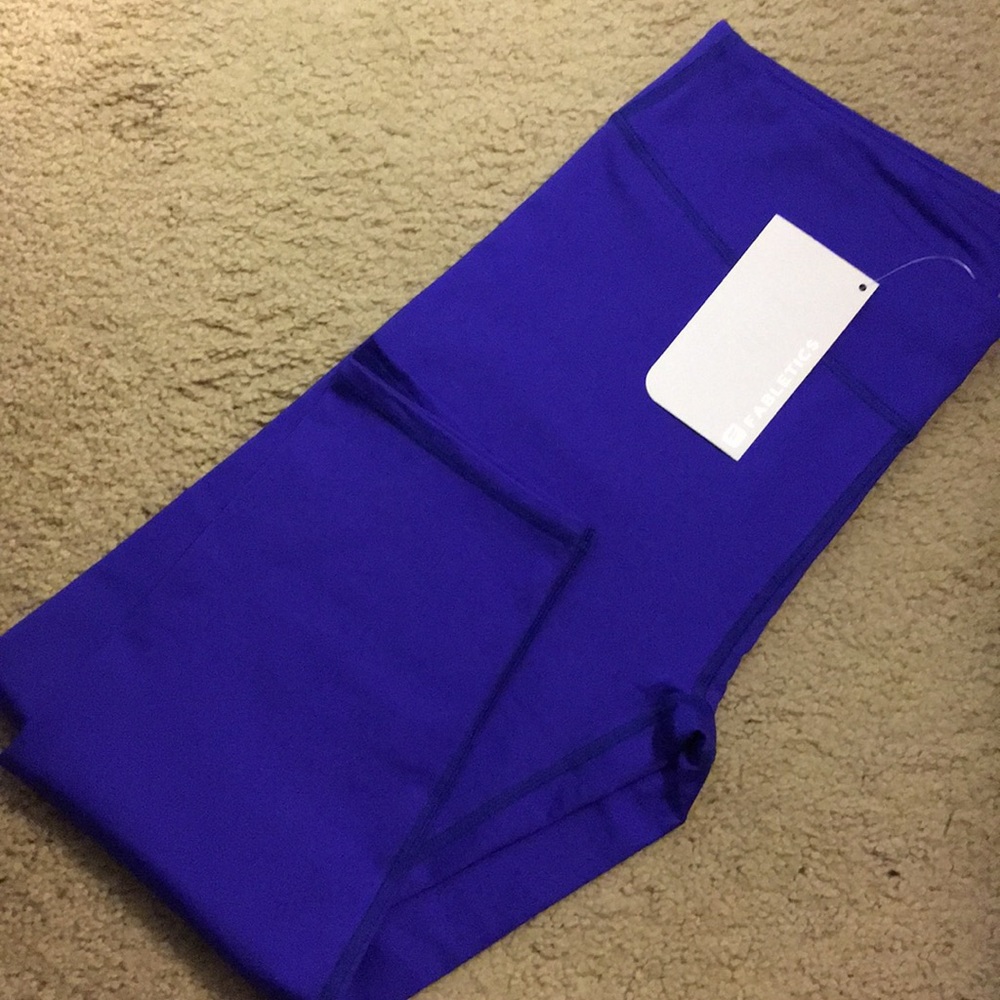 Fabletics Capri pants